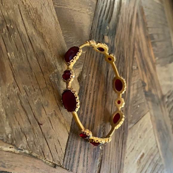 Gold bracelet w ruby color stones - Picture 1 of 3
